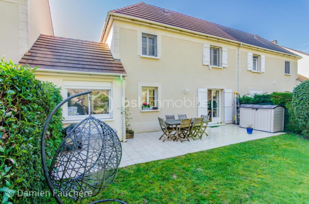 Aux JONCHERETTES ! Maison 75m², 3 Chambres, Parkings et JARDIN avec vue sur Forêt ! – 4 pièces – 3 chambres – 75 m²