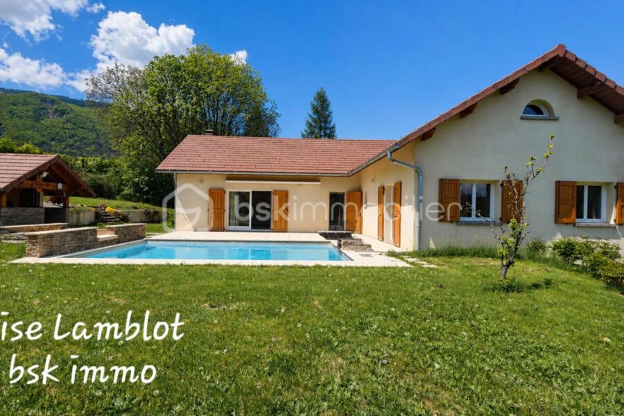 Maison à vendre à La roche des arnauds