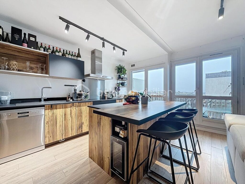 HAUTS DE RUEIL – T2 Dernier étage • large balcon plein soleil • Cave • Parking sécurisé – 2 pièces – 1 chambre – 56 m²
