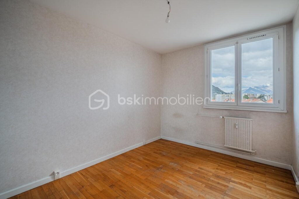Appartement lumineux avec balcon et vue dégagée – 3 pièces – 1 chambre – 59 m²