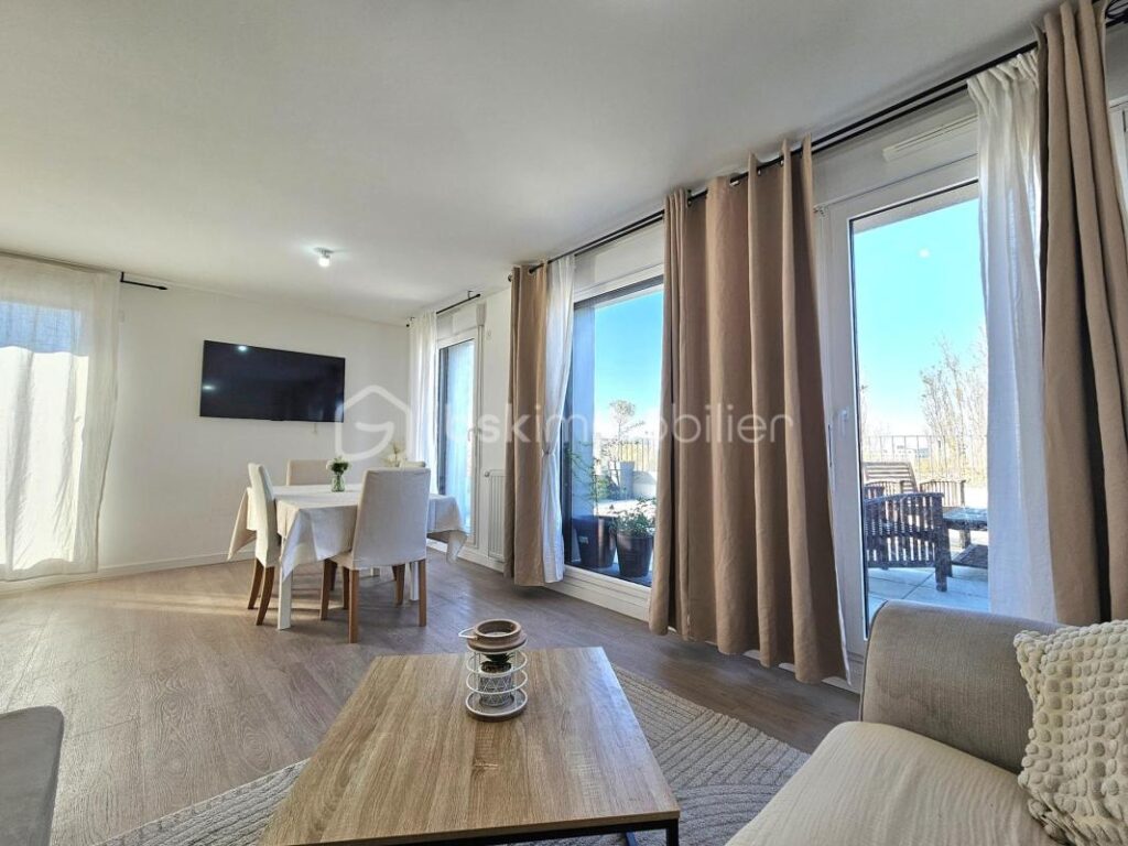 Appartement duplex dernier étage F5 vue Canal de l’Ourcq terrasses parking – 5 pièces – 4 chambres – 97 m²