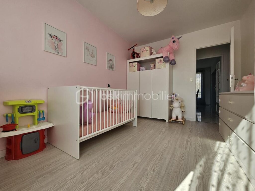 Coup de cœur T5 à découvrir sur la commune du Pont-de-Claix – 5 pièces – 3 chambres – 90 m²