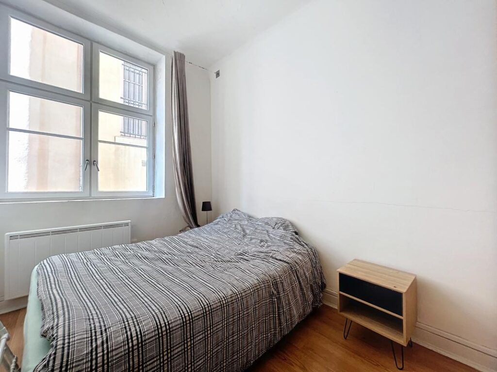 LOCATION LYON 5 APPARTEMENT T2 MEUBLE – 2 pièces – 1 chambre – 48 m²