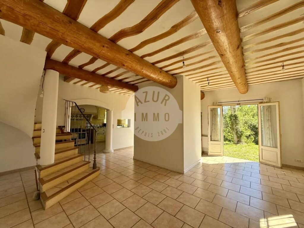 Lascours_Maison de type 3 91.08m² avec garage et dépendance sur 3000m² de terrain – 3 pièces – 2 chambres – 91 m²