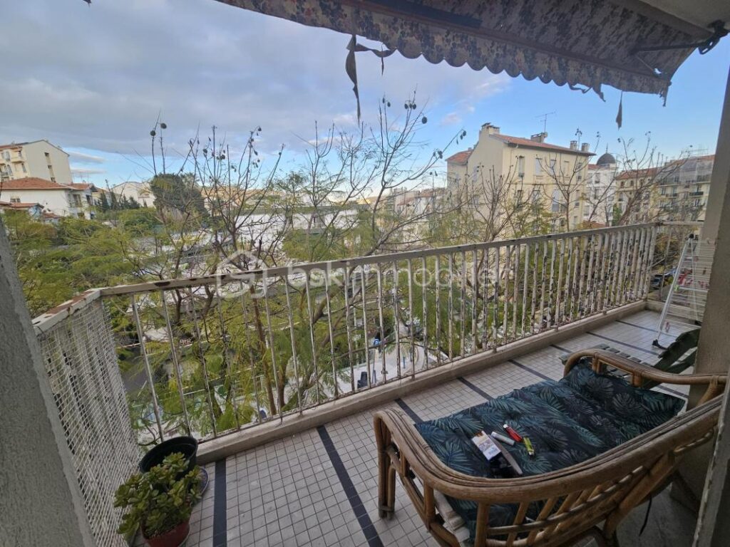 Appartement 3 pièces – 71 m² – Nice Nord – Lumineux – Traversant – Balcon – Garage – 3 pièces – 2 chambres – 71 m²
