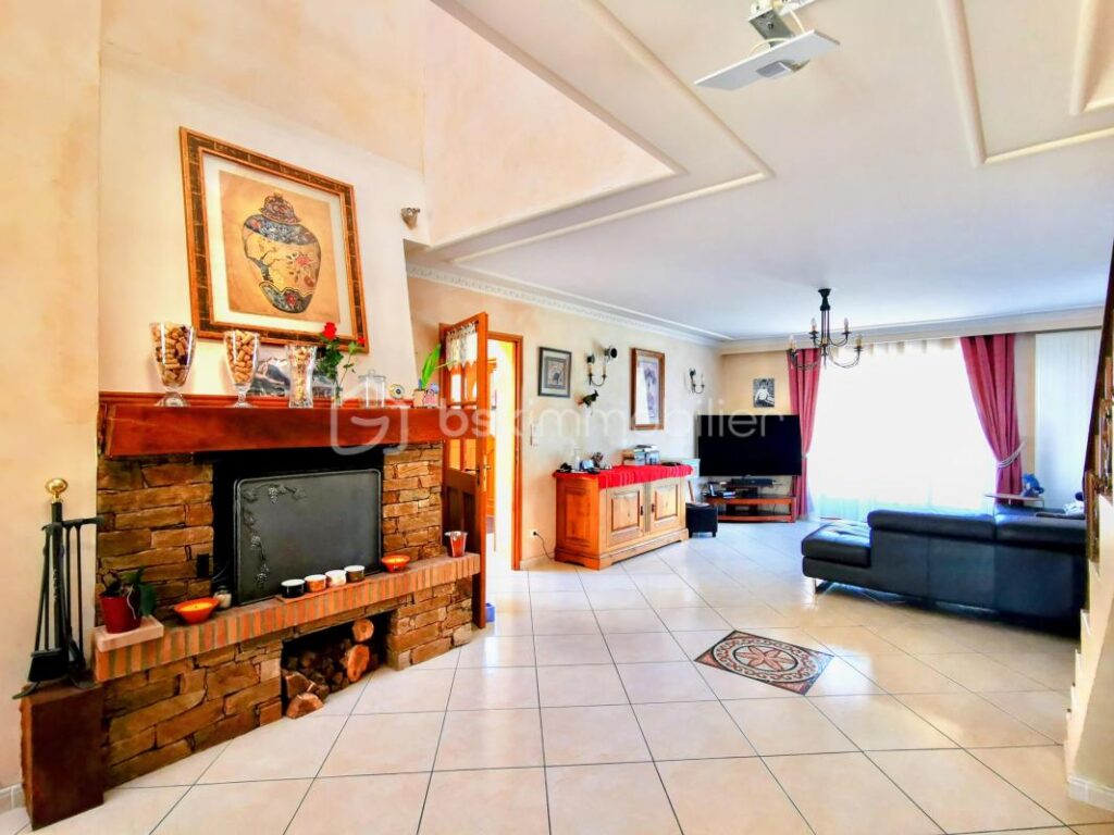 Belle maison 4 ch jardin clos, 2 terrasses au calme ! – 7 pièces – 4 chambres – 180 m²