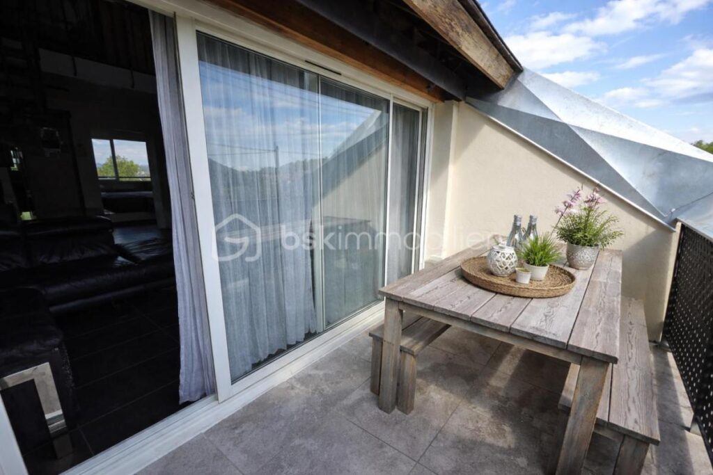 4 pièces – Duplex – Faibles charges – 4 pièces – 3 chambres – 65 m²