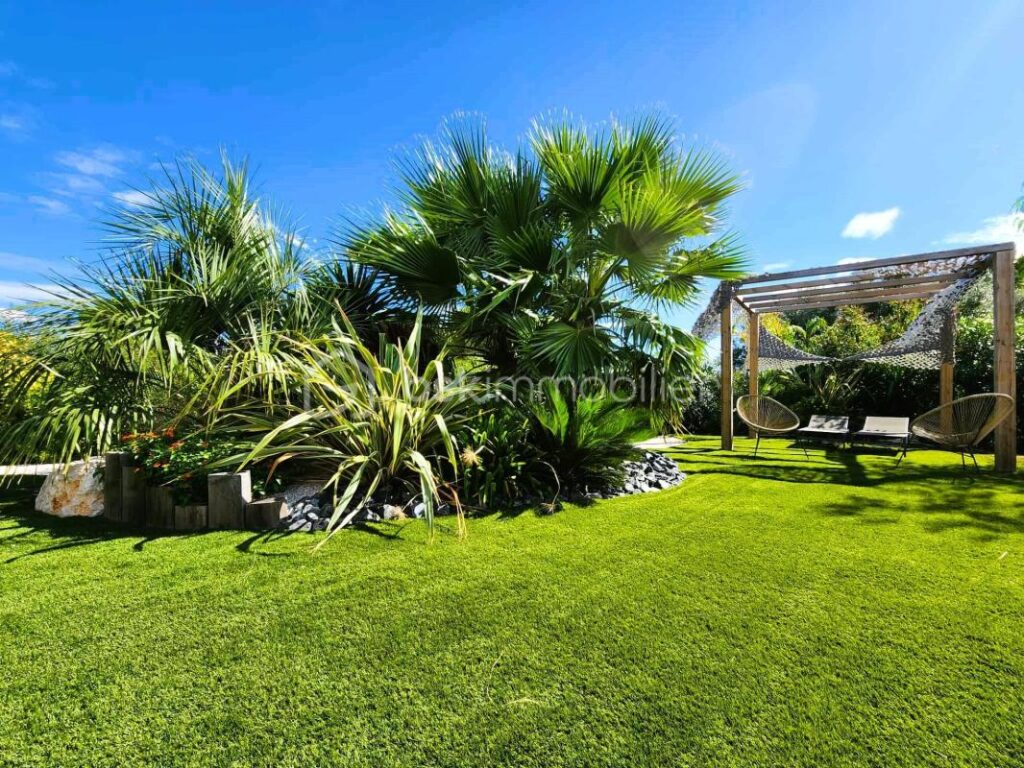 Splendide villa avec vue dominante – 5 pièces – 4 chambres – 171 m²