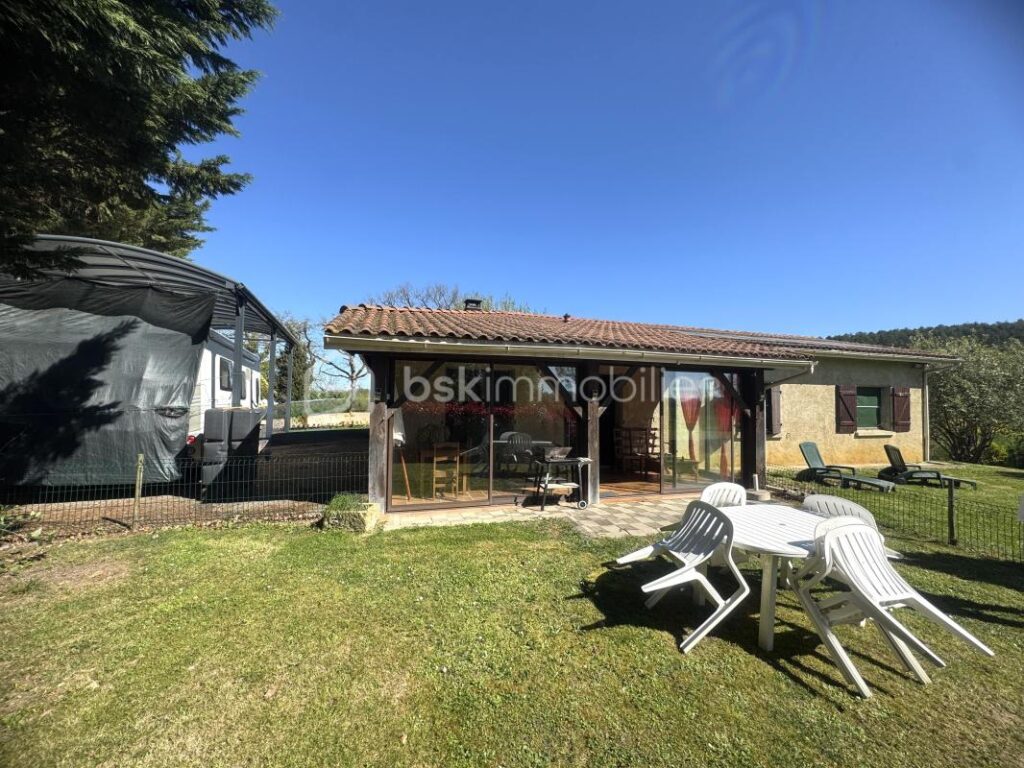 BARRAN – Maison de plain-pied 4 ch sur 4 500 m² – Garage 70m² avec 2 pièces à aménager en studio – 5 pièces – 4 chambres – 122 m²