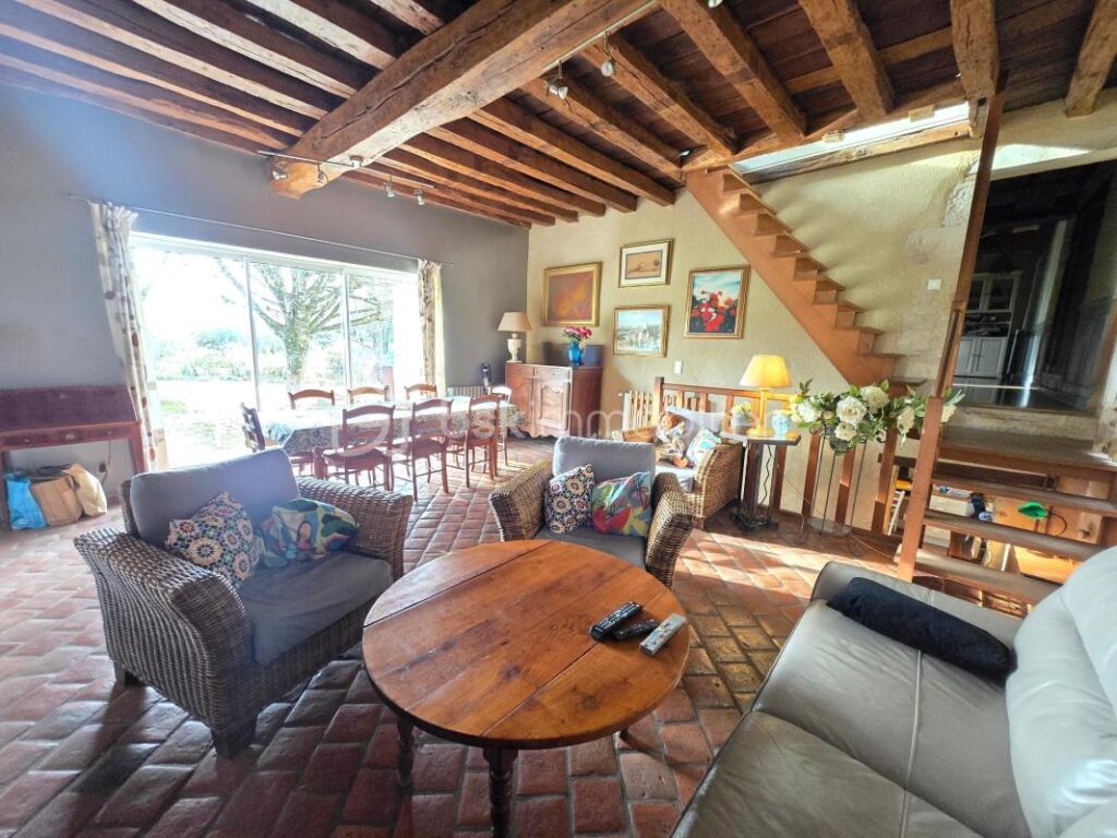 Magnifique Corps de Ferme de 188 m² à Chaulgnes – 5 pièces – 4 chambres – 188 m²