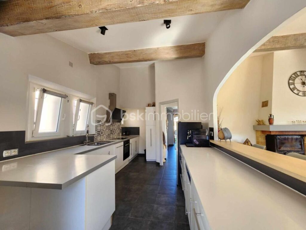 Villa provençale avec grand garage – 4 pièces – 3 chambres – 105 m²