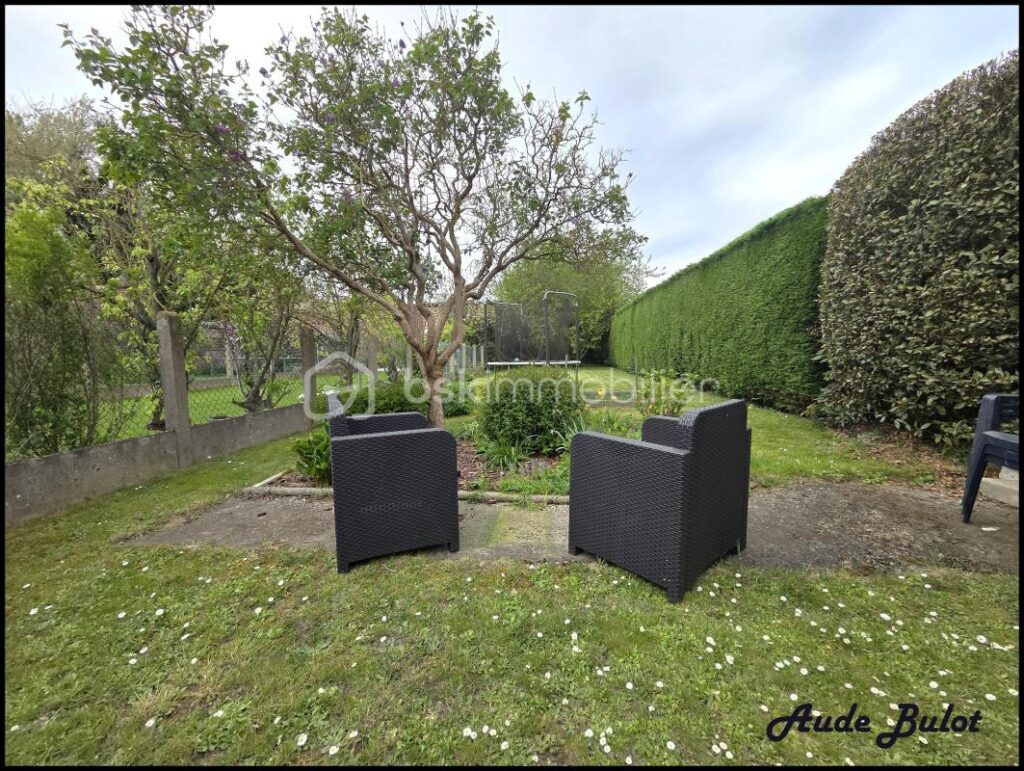 Charmante maison bel étage de 118 m² sur parcelle de 400 m² – Confort et qualité de vie – 6 pièces – 4 chambres – 118 m²