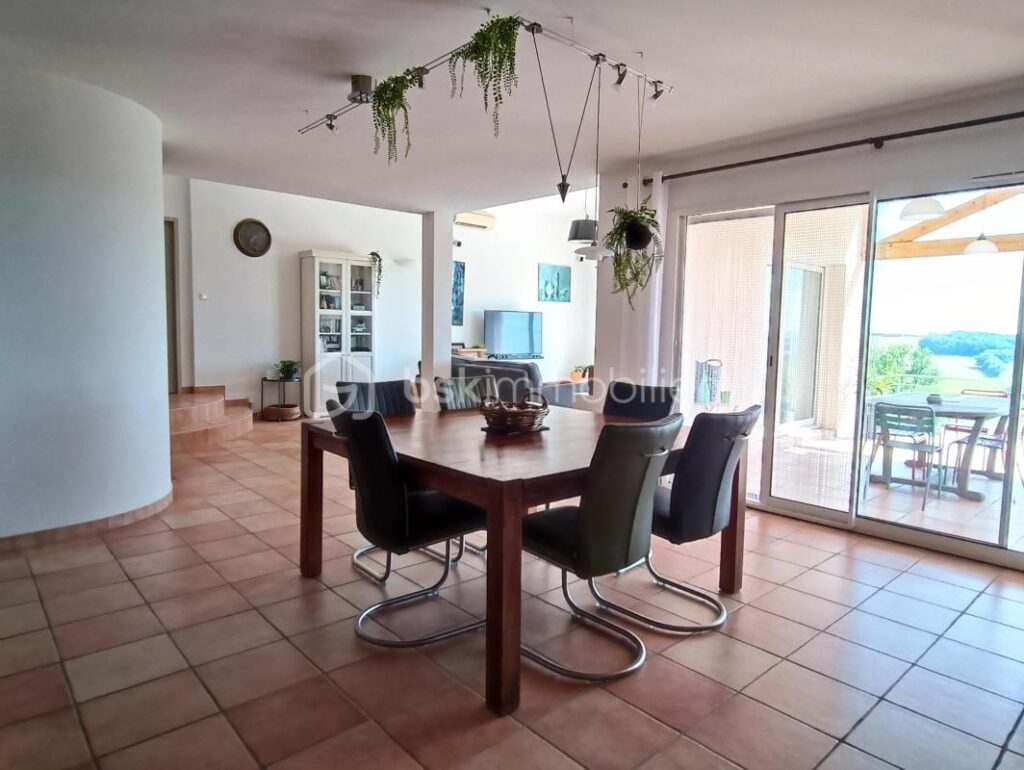 HAVRE DE PAIX : MAISON D&rsquo;ARCHITECTE AVEC VUE IMPRENABLE – 7 pièces – 6 chambres – 220 m²