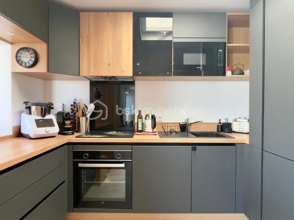 Appartement d&rsquo;exception au Port de CARNON-PLAGE – 3 pièces – 1 chambre – 64 m²