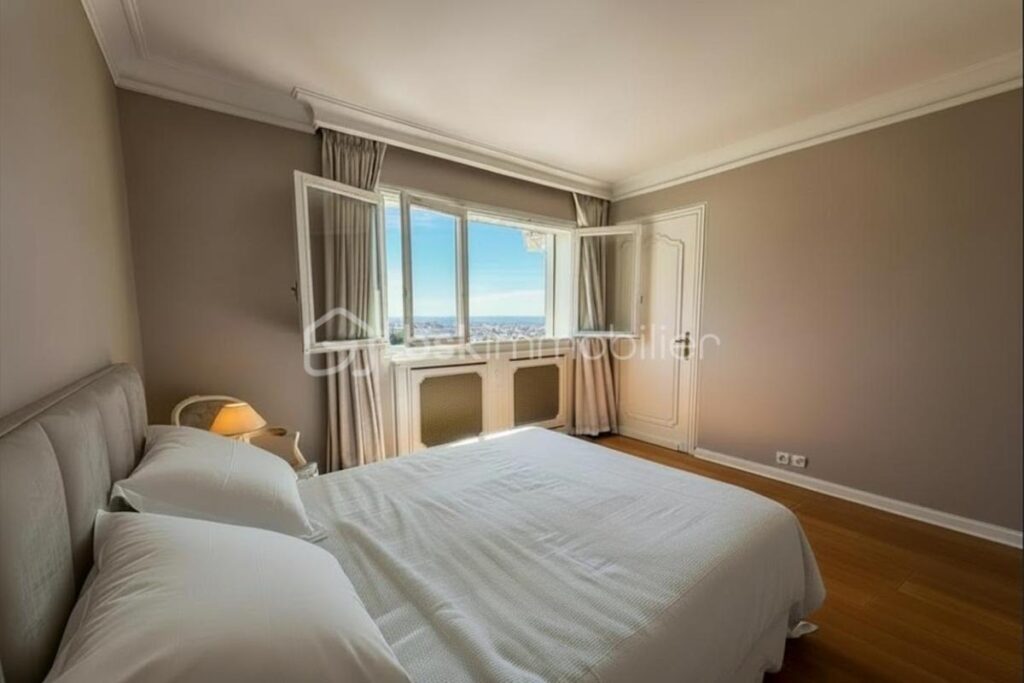 Demeure de caractère avec vue mer, piscine et multiples logements indépendants – 9 pièces – 6 chambres – 319 m²