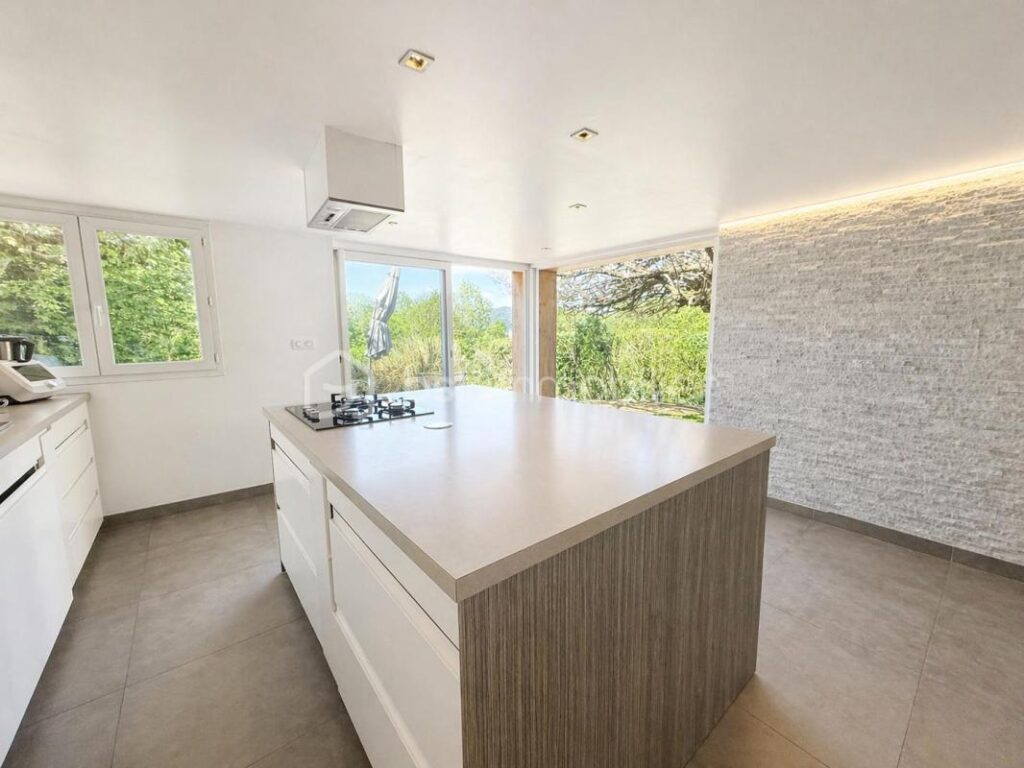 🏡 Maison avec vue exceptionnelle – Havre de paix au pied du Vercors à 20 min de Grenoble (Saint Quentin sur Isère) – 4 pièces – 2 chambres – 134 m²