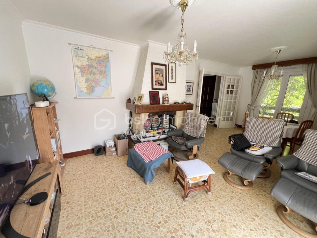 VILLA T7 MONTPELLIER 180m2 – 9 pièces – 5 chambres – 180 m²