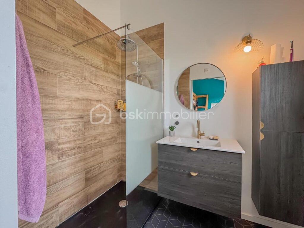 MAISON CONTEMPORAINE 2020 – VOLUMES D&rsquo;EXCEPTION ET PRESTATION HAUT DE GAMME – 7 pièces – 5 chambres – 190 m²