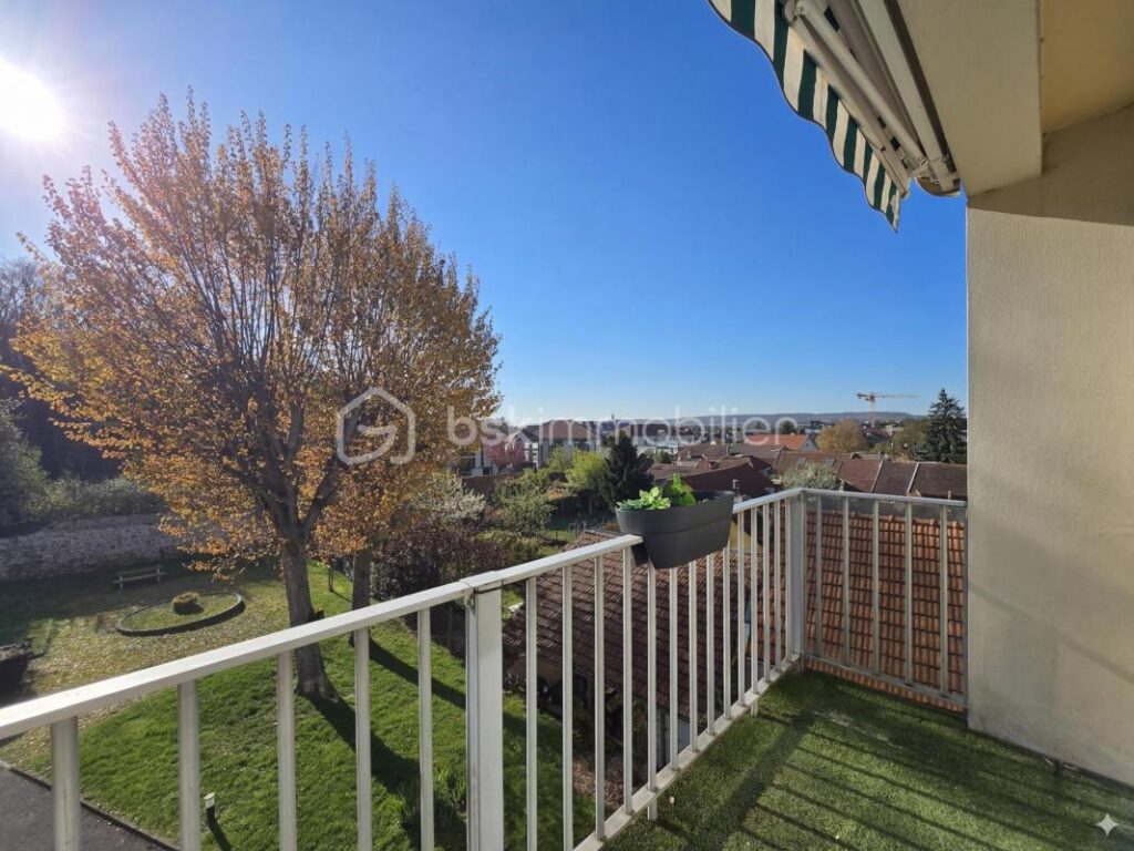 Appartement proche du centre ville – 4 pièces – 2 chambres – 73 m²