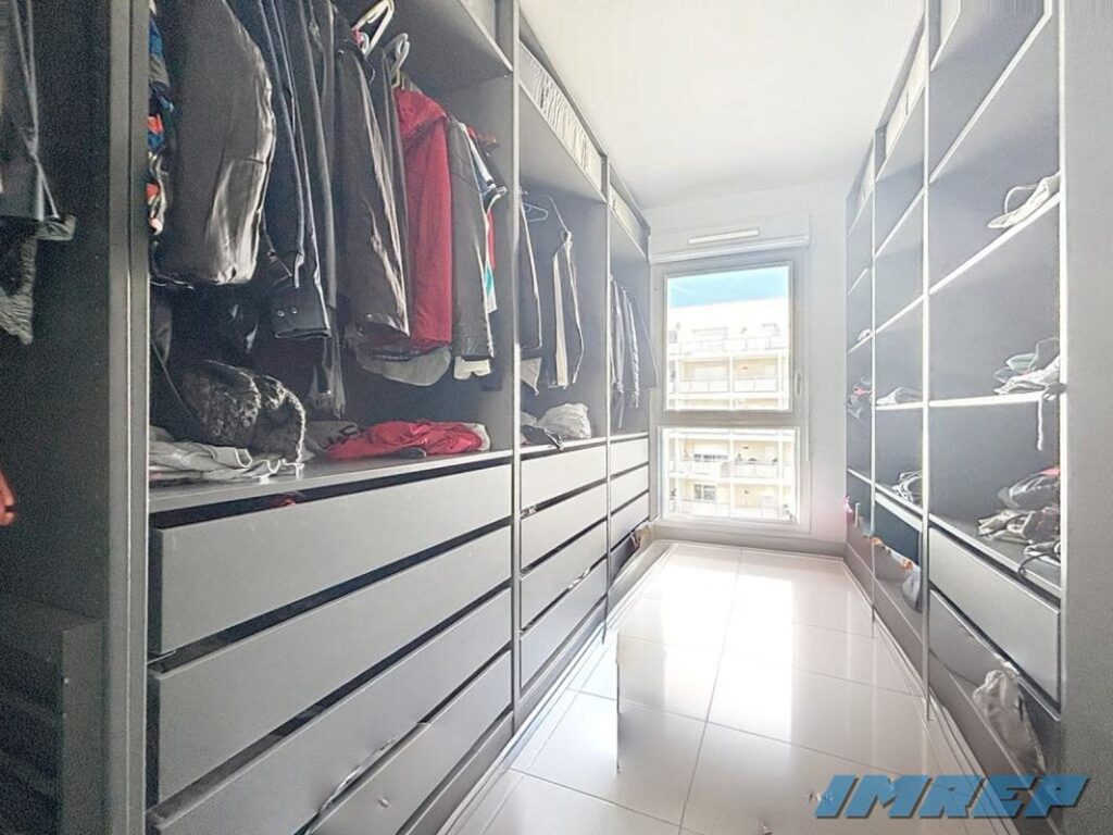 LA CROIX ROUGE TYPE 4 AVEC TERRASSE – 4 pièces – 3 chambres – 83 m²