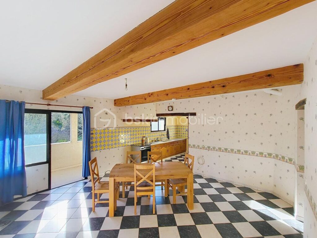 Maison de caractère divisible – Fort potentiel (gîte, locatif, familial) en Piémont Cévenol – Monoblet – 6 pièces – 4 chambres – 176 m²