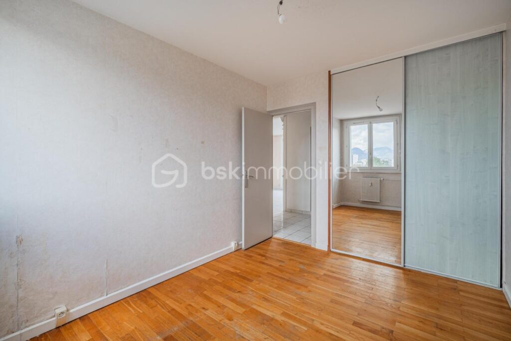 Appartement lumineux avec balcon et vue dégagée – 3 pièces – 1 chambre – 59 m²