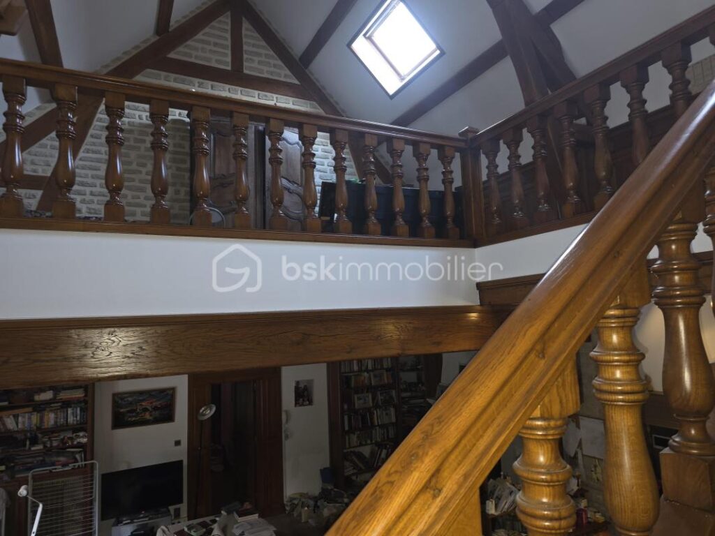 Grande Maison ancienne de caractère à Sens – 11 pièces – 9 chambres – 383 m²