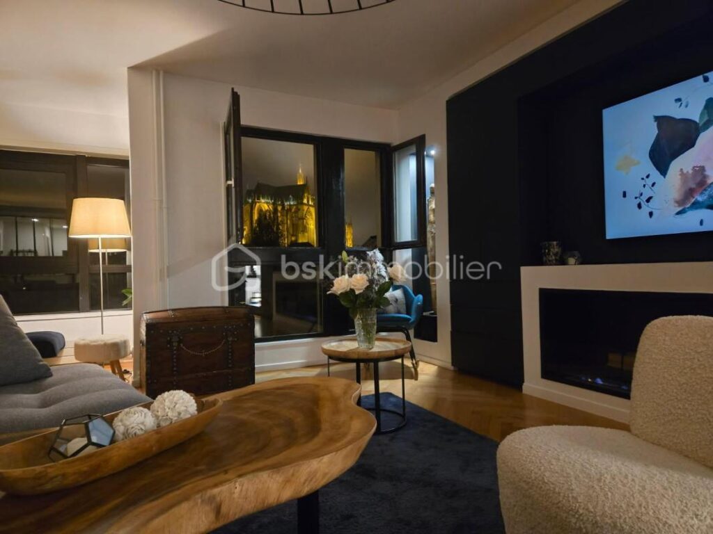 Magnifique duplex au avec vue – 5 pièces – 3 chambres – 150 m²