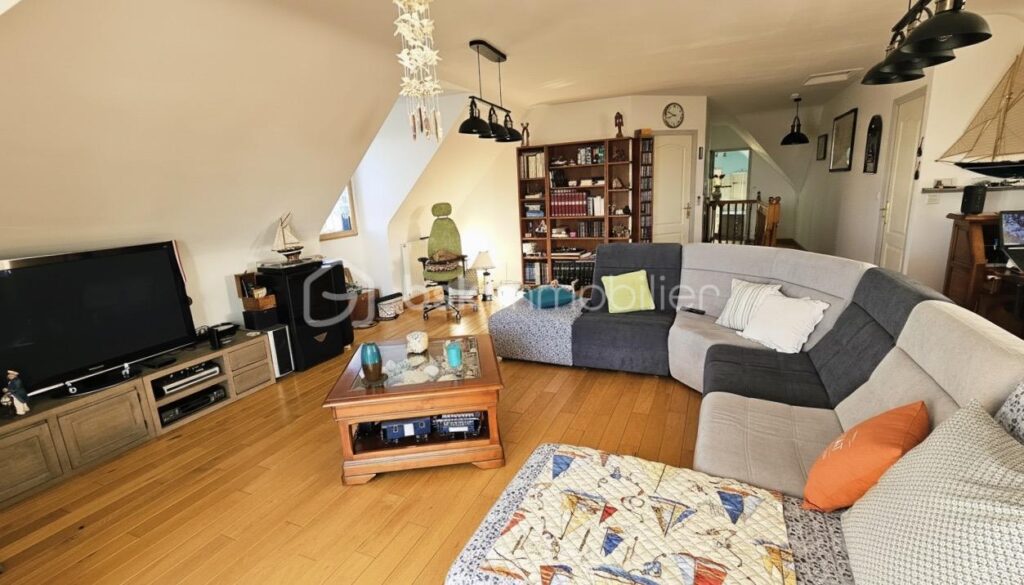 Maison d’Architecte Vue Mer – Équipée PMR – Plage 3 mn – 7 pièces – 4 chambres – 223 m²