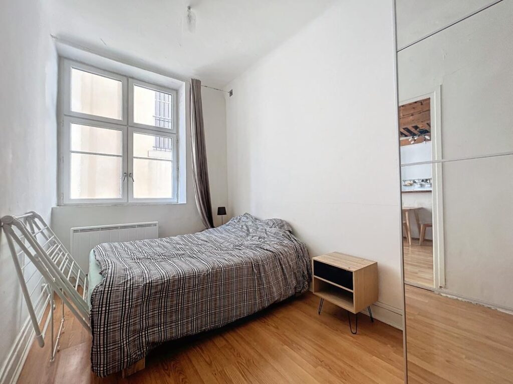 LOCATION LYON 5 APPARTEMENT T2 MEUBLE – 2 pièces – 1 chambre – 48 m²