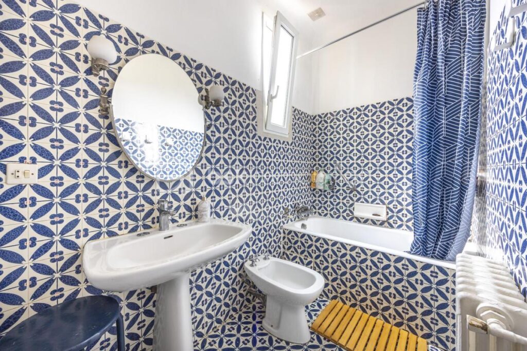 Duplex d’exception avec vue imprenable sur le port de Ciboure – 4 pièces – 2 chambres – 134 m²