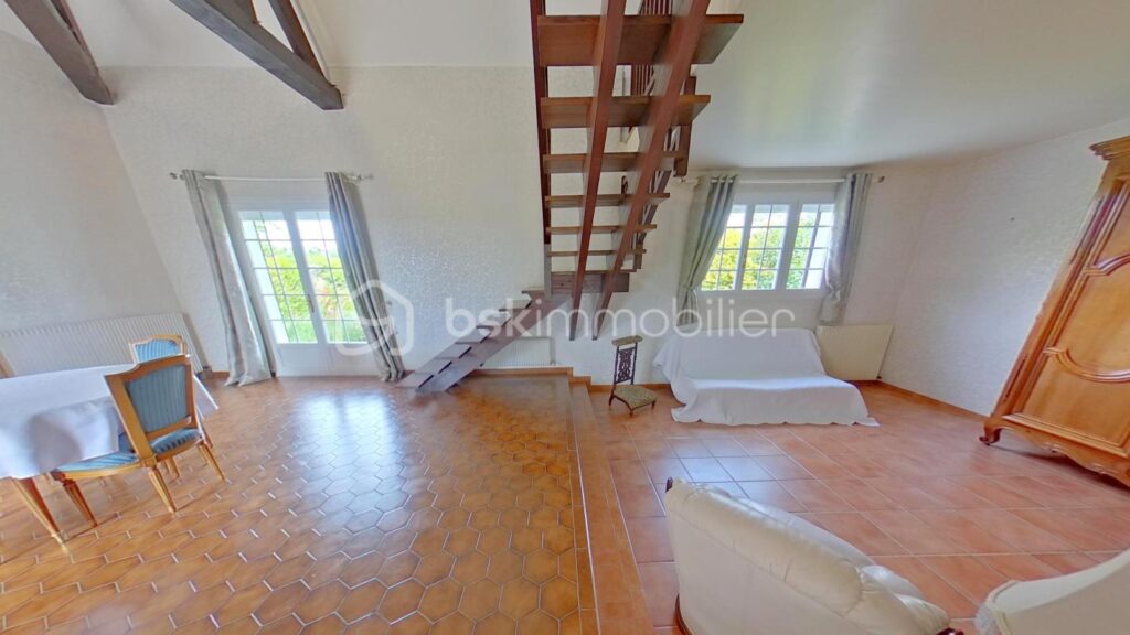 ✨ Maison traditionnelle avec vue panoramique – Cadre exceptionnel à 3 min de Pont-sur-Yonne ✨ – 5 pièces – 4 chambres – 140 m²