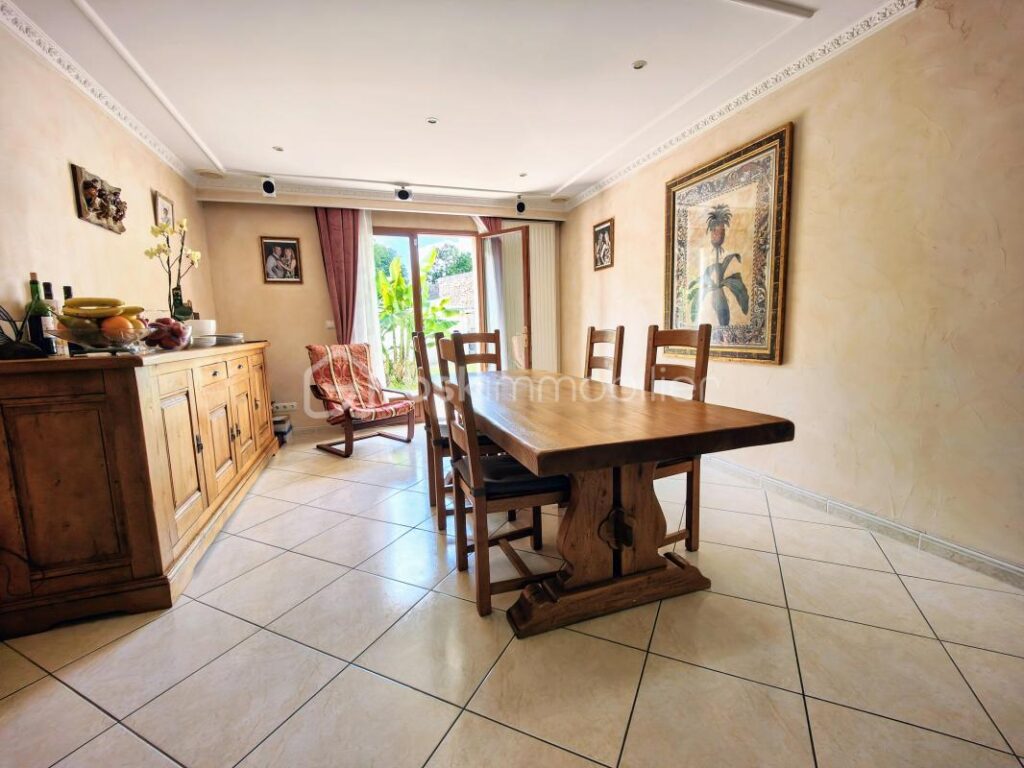 Belle maison 4 ch jardin clos, 2 terrasses au calme ! – 7 pièces – 4 chambres – 180 m²