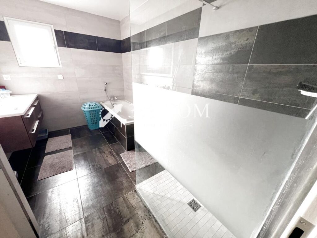 Maison Plain -Pied année 2018 + Terrain 1072 m2 54300 Reh – 5 pièces – 4 chambres – 133 m²