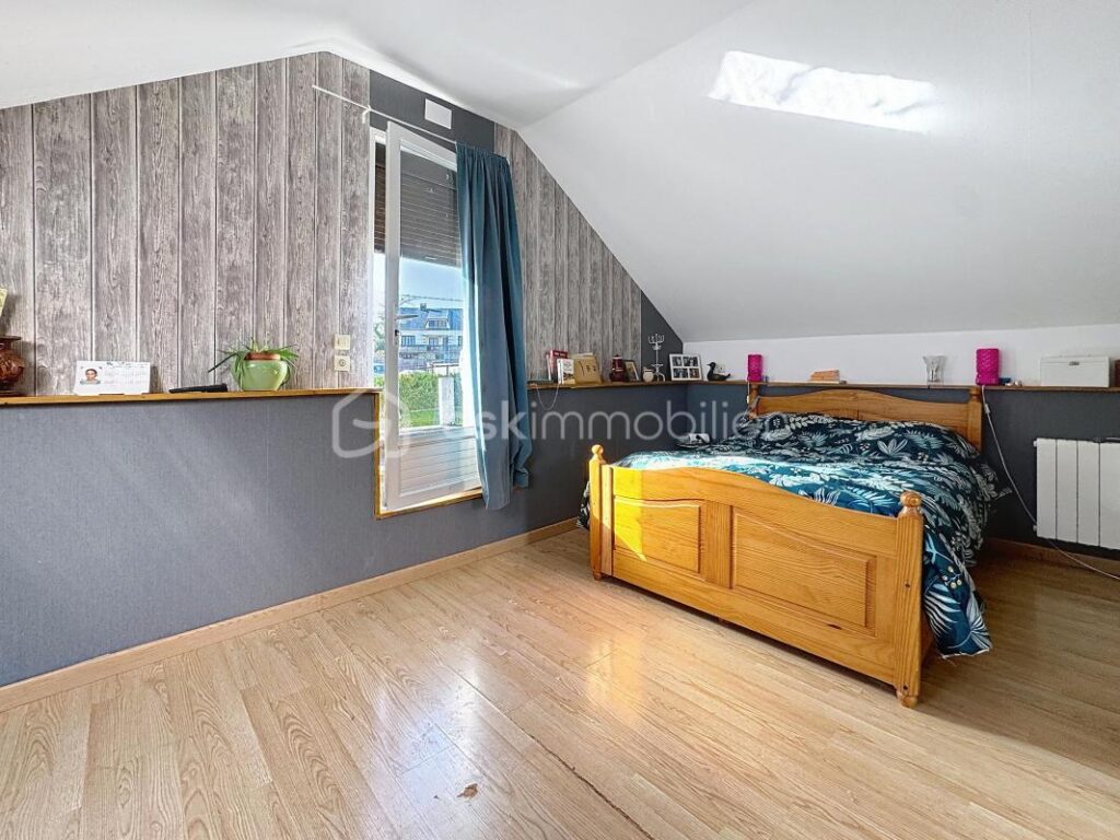 Maison proche centre ville avec vue et jardin – 4 pièces – 4 chambres – 135 m²