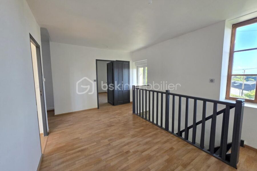 Maison à vendre à Saint leger des vignes