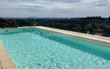 Coup de coeur à Mandelieu, maison vue mer et terrasse panoramique de 125m2 – 4 pièces – 3 chambres – 97 m²