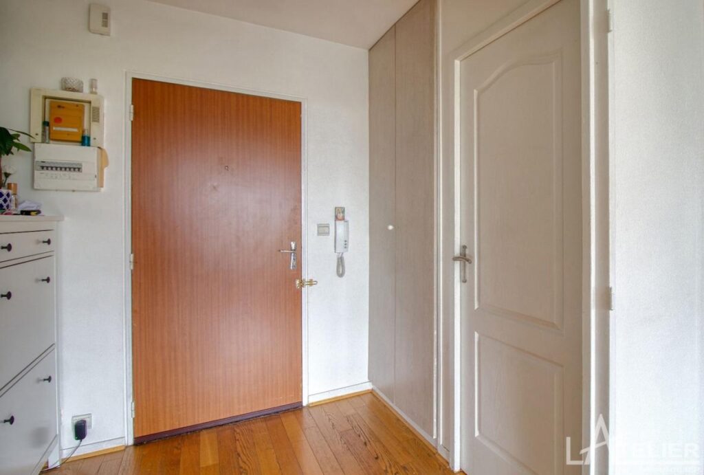 Bel appartement avec une grande luminosité et vue dégagée – 3 pièces – 2 chambres – 64 m²