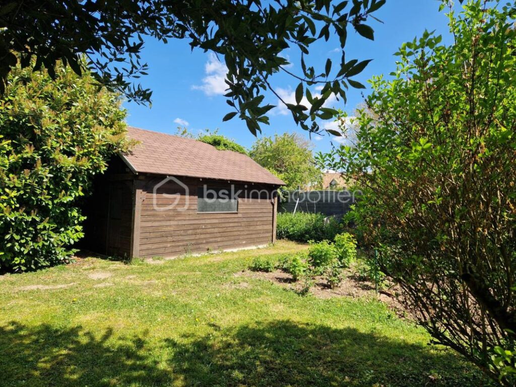 Magnifique propriété avec jardin arboré, au calme et sans vis-à-vis ! – 11 pièces – 7 chambres – 381 m²