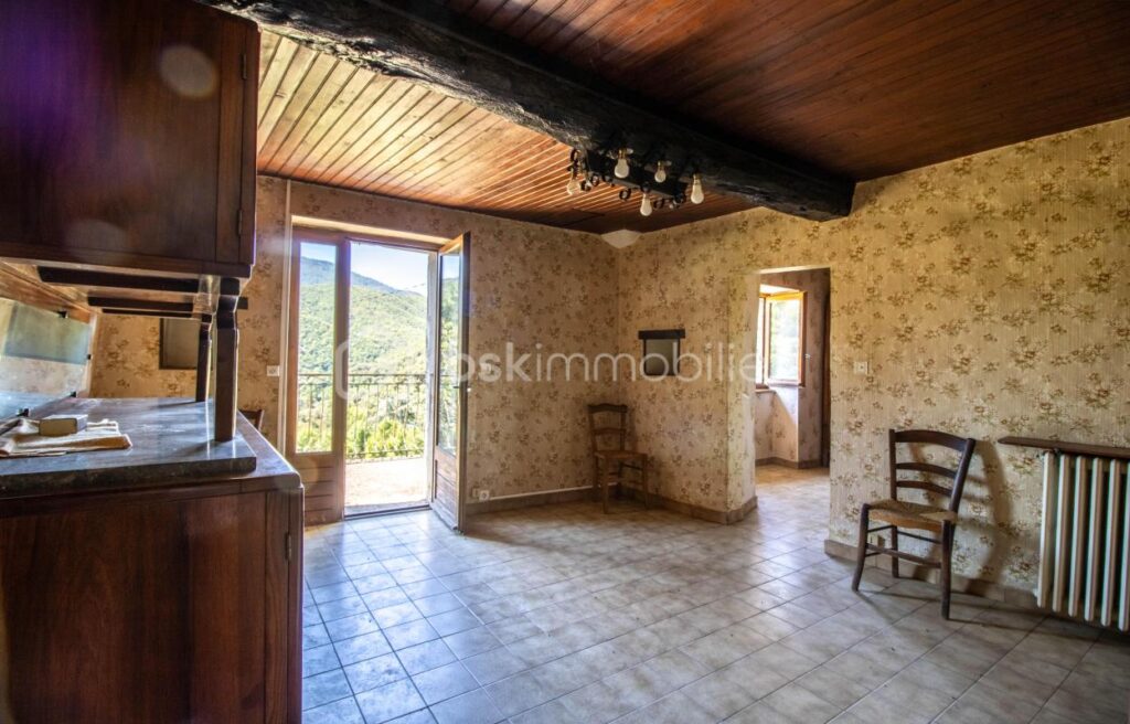 Mas cévenol à rénover – 4 pièces – 3 chambres – 91 m²
