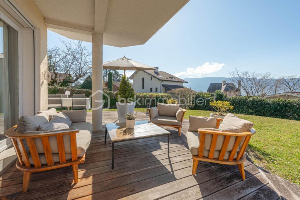 Maison mitoyenne Veyrier-du-lac – 6 pièces – 4 chambres – 140 m²