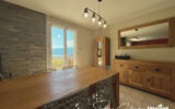 Jolie maison en parfait état avec grand terrain, piscine et belle vue lac à Grésy sur Aix – 5 pièces – 4 chambres – 119 m²