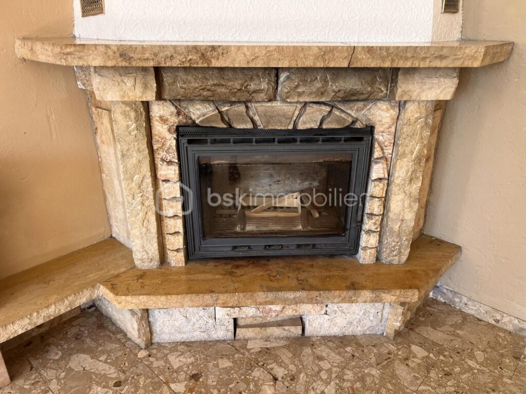 Villa double habitation sur 1810 m² avec vue – 7 pièces – 5 chambres – 168 m²