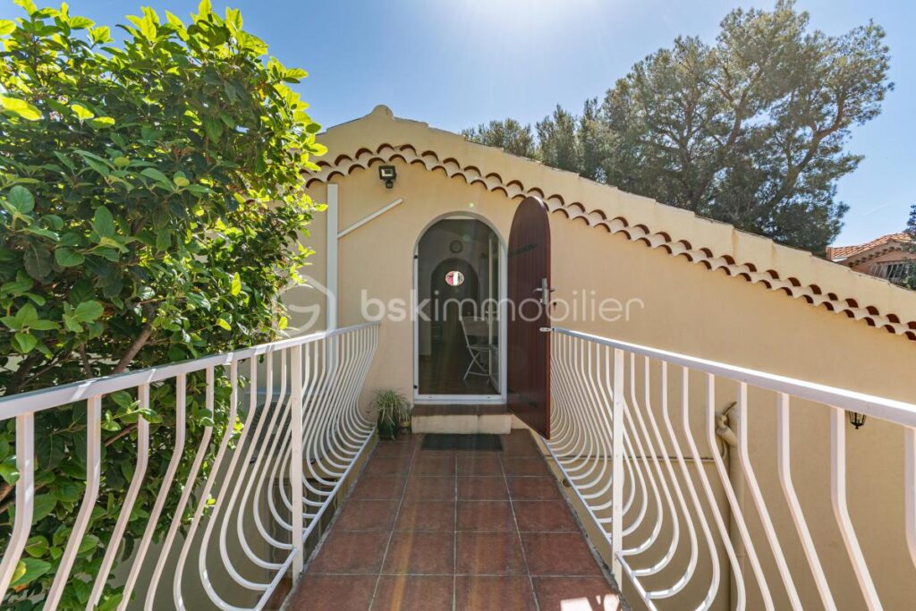 *** FARON *** MAISON AVEC VUE MER & DÉPENDANCE *** – 6 pièces – 4 chambres – 118 m²