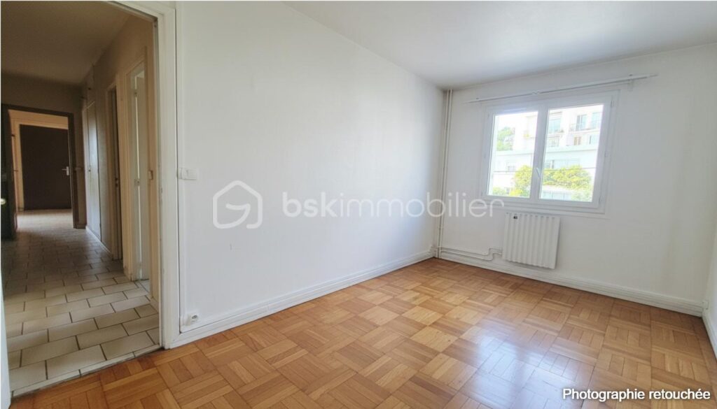 LES GOBELINS / APPARTEMENT DE 100M² / GARAGE / CAVE – 4 pièces – 2 chambres – 100 m²
