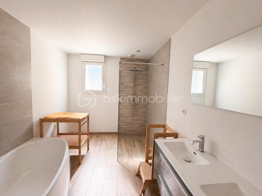 En Exclusivité, Maison de plain-pied 100m2 3 chambres – 5 pièces – 3 chambres – 100 m²
