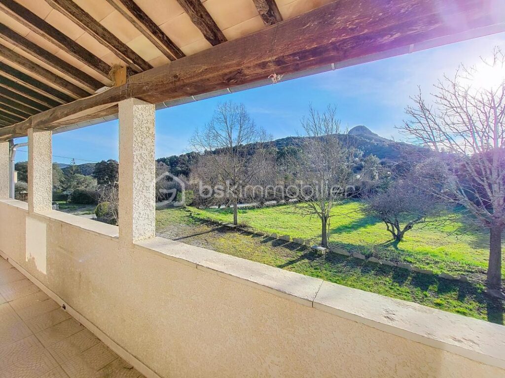 Maison de caractère divisible – Fort potentiel (gîte, locatif, familial) en Piémont Cévenol – Monoblet – 6 pièces – 4 chambres – 176 m²