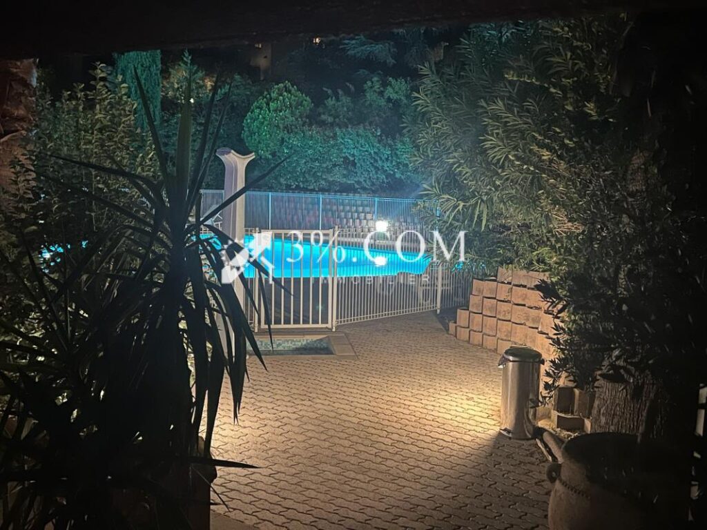 superbe duplex dans une résidence avec piscine – 4 pièces – 3 chambres – 100 m²