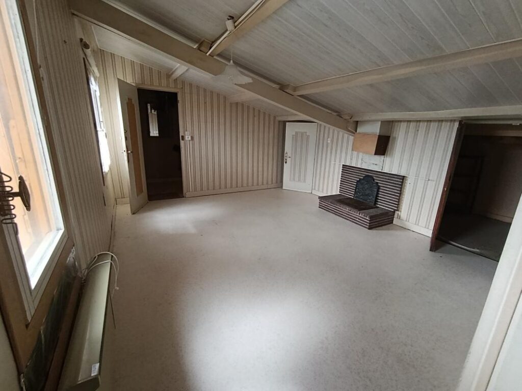 PROCHE TOUTES COMMODITES, BEL ENVIRONNEMENT – 5 pièces – 4 chambres – 186 m²