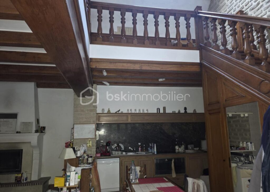 Grande Maison ancienne de caractère à Sens – 11 pièces – 9 chambres – 383 m²